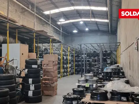 Depósito en  Florida Oeste acceso directo a Mitre y General Paz
