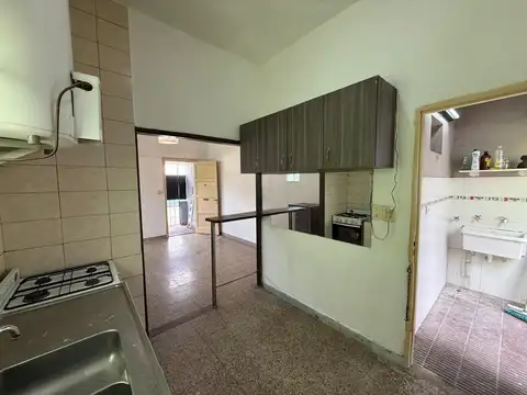 Depto Tipo Casa en Venta 50 años