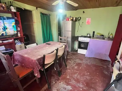 Casa 3 ambientes con 2 baños
