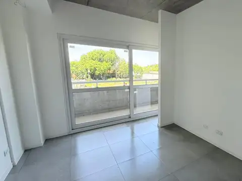 Departamento en Alquiler en Villa Martelli, $ 950.000