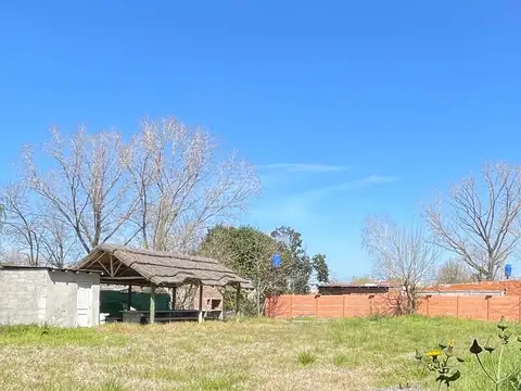 Quinta de 800m2 en venta en General Rodriguez, GBA Oeste