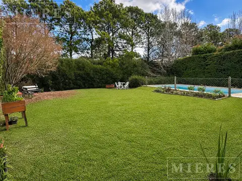 Casa en Venta en el Barrio El Atardecer