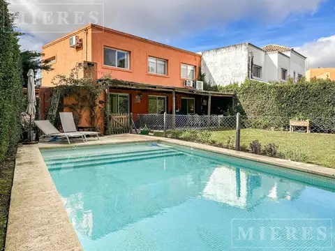 Casa en Venta en el Barrio El Atardecer