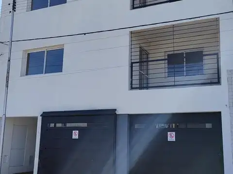 Cochera en San Lorenzo