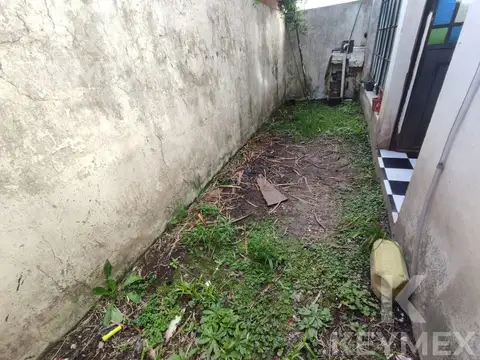 Depto Tipo Casa en Venta de 5 ambientes