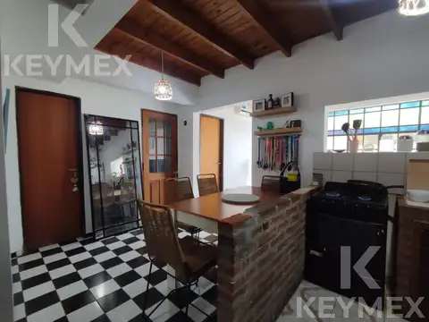 Depto Tipo Casa 5 ambientes con 1 baño