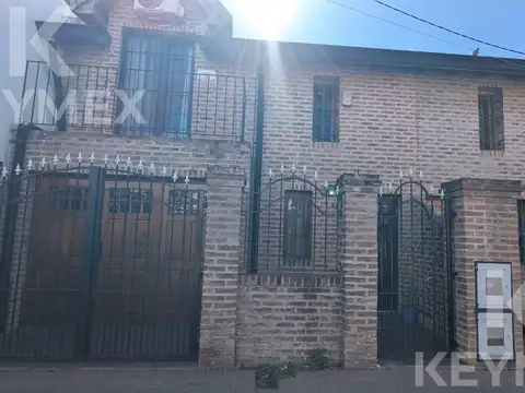 VENTA PH 4 dormitorios Calle 76 6 y 7 La Plata