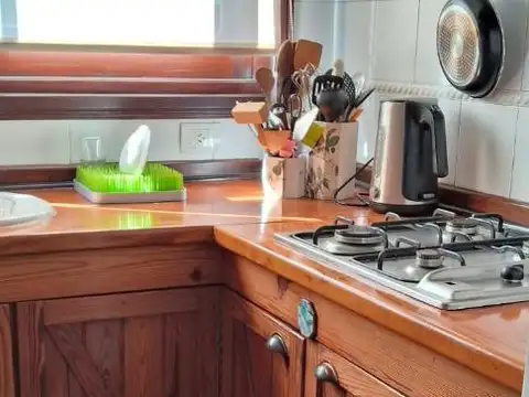 VENTA CASA CUATRO AMBIENTES EN MUÑIZ- EN BARRIO CERRADO