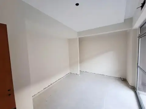 EXCLUSIVO SEMIPISO. A ESTRENAR EN PARQUE CHACABUCO 7 B