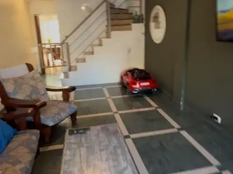 Joaquin V. Gonzalez 1200