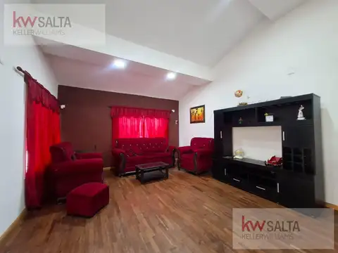 Casa en Venta con 1 cochera
