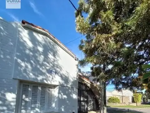 Casa en Mazza 2500, Alberdi.