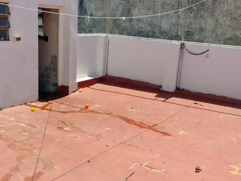 PH EN CIUDADELA 4 AMB CON PATIO Y TERRAZA