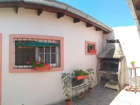 Venta Casa 2 amb con jardin en Manzanares