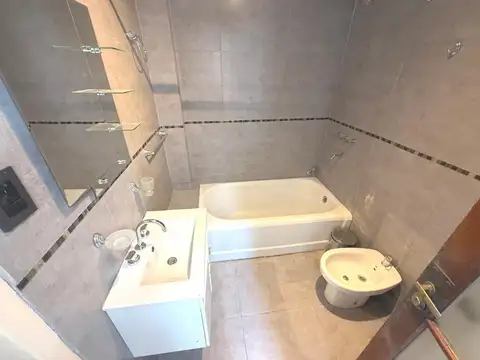 Venta o Alquiler PH 3 ambientes en Nuñez terraza propia entrada independiente