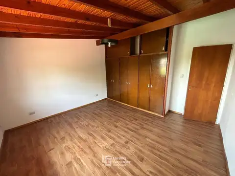 Casa en Alquiler 40 años