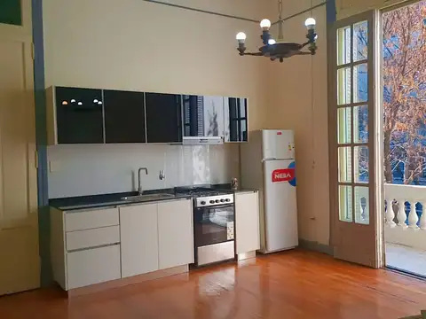 PH EN VENTA 5 AMBIENTES EN IMPECABLE ESTADO A RE-ESTRENAR