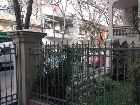 Depto Tipo Casa en Venta de 5 ambientes