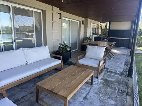 Casa en Venta de 4 dormitorios