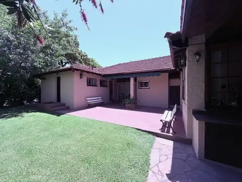 Casa en Venta con 1 cochera