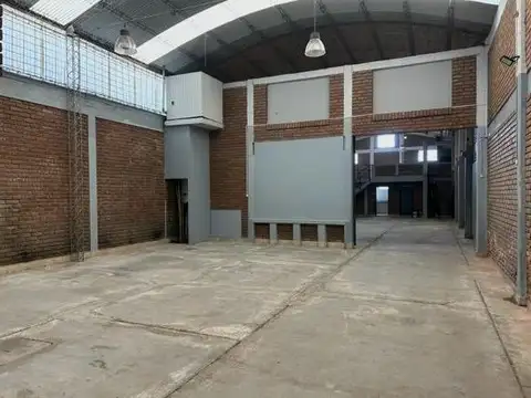 Galpón en Alquiler en Coronel Dorrego, Guaymallén