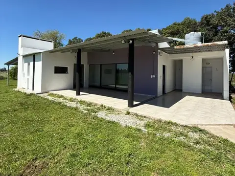 AMPLIA CASA EN ALQUILER CON PILETA, ARROYO SECO!