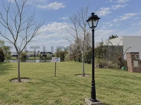 Lote en venta en San Rafael – Villanueva, Tigre | Salida a la laguna | Orientaci