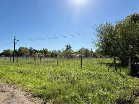 Terreno en Venta en Parque Exaltacion, USD 35.000