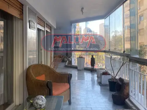 Departamento en Venta con 2 cocheras