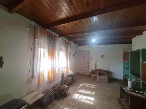 CASA 4 AMBIENTE VENTA APTA CREDITO LOMAS DE ZAMORA