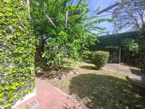 CASA 4 AMBIENTE VENTA APTA CREDITO LOMAS DE ZAMORA