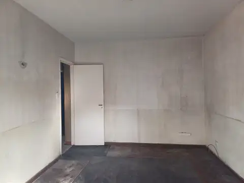 Depto Tipo Casa en Venta en Liniers, USD 85.000