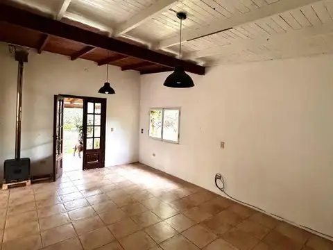 Casa 2 ambientes con 2 baños