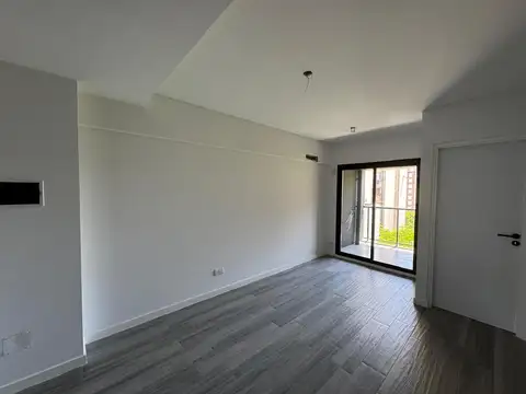 Juan Manuel De Rosas 1437 , Piso 6