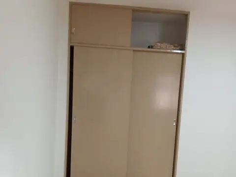 Ambiente con Patio a m de Av San Martin