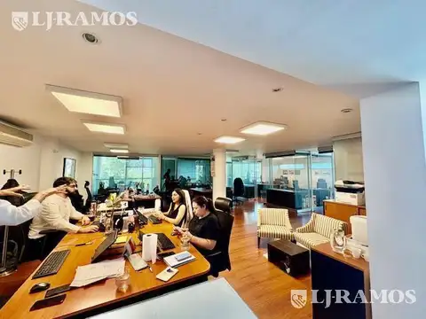 Oficina en Venta al Noroeste