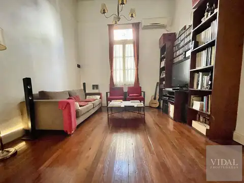 Casa 5 ambientes con 1 baño