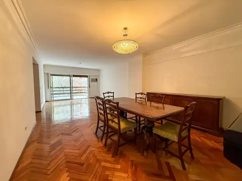 VENTA 4 AMBIENTES CON DEPENDENCIA , FLORES