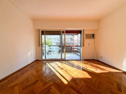 Departamento en Venta en Flores, USD 285.000