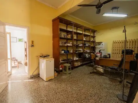 Casa 5 ambientes con 1 baño