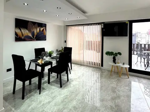 Venta Departamento 2 ambientes con 2 Terrazas y Parrilla. Zona Aldrey