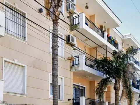 VENDO DEPARTAMENTO CALLE ALMAFUERTE 1675 2° PISO