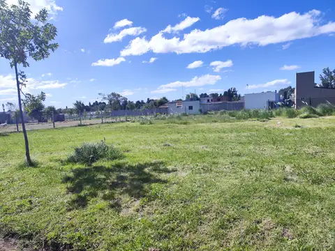 Lotes sobre Colectora Norte R5