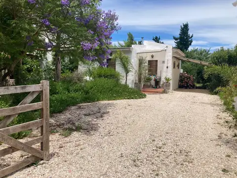 Casa y Dptos Calle 33 entre 32 y 34 Claromecó