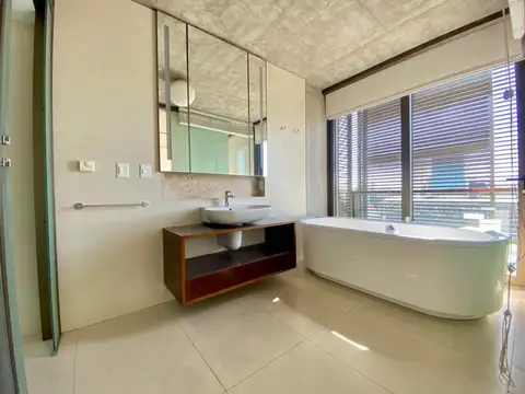 Departamento 4 ambientes con 2 baños