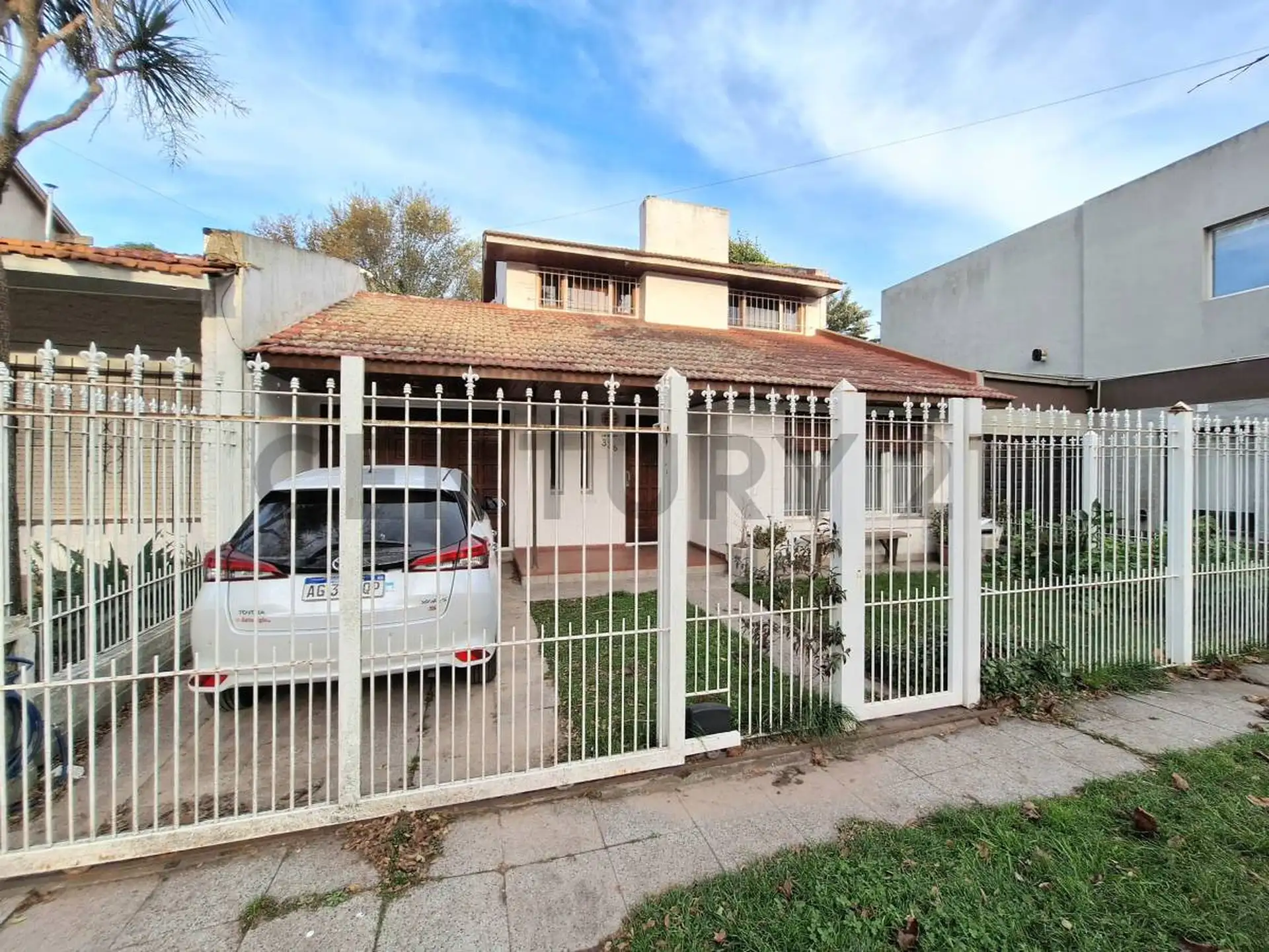 Casa 4 ambientes en Bosque Alegre