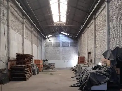 Depósito en Venta en Avellaneda