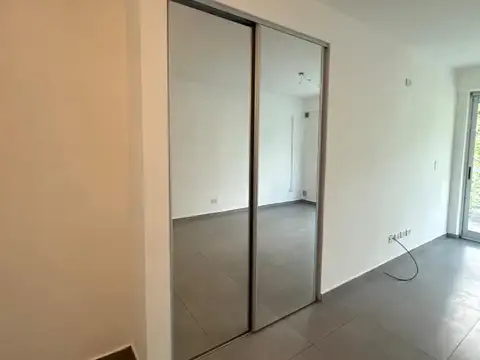 Av. Los Incas 5400, Piso 4