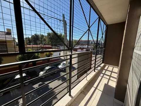 Depto Tipo Casa en Alquiler de Monoambiente