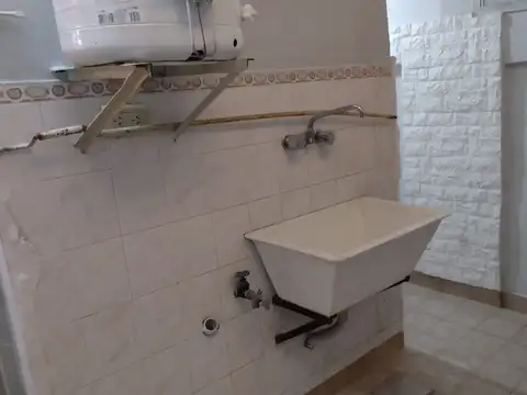 Depto Tipo Casa 2 ambientes con 1 baño